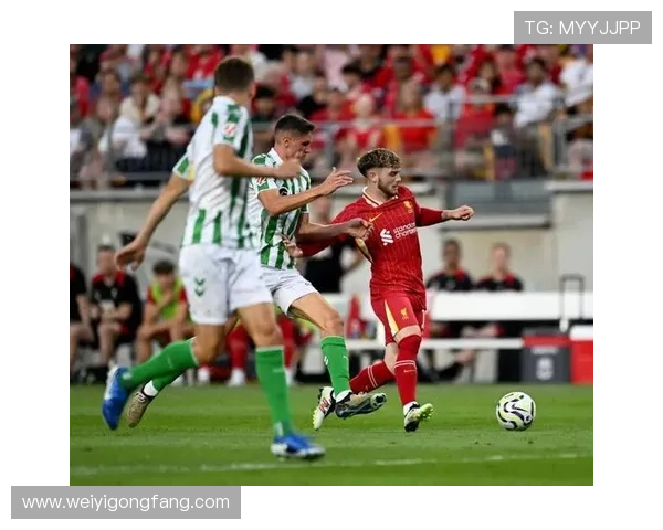 斯洛特荣膺英超八月最佳教练 助力球队展现出色表现